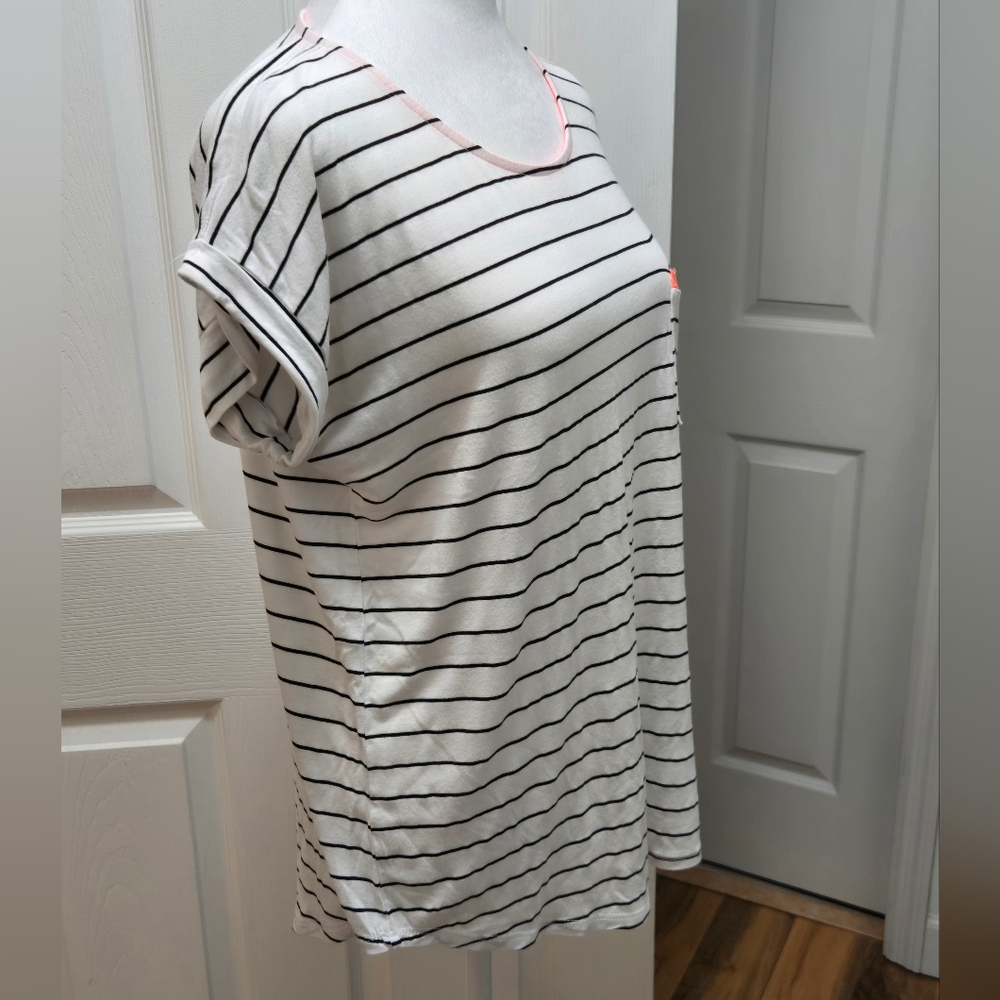 Striped White and Black Top with Neon Orange Accents Size L Papermoon - Picture 10 of 13